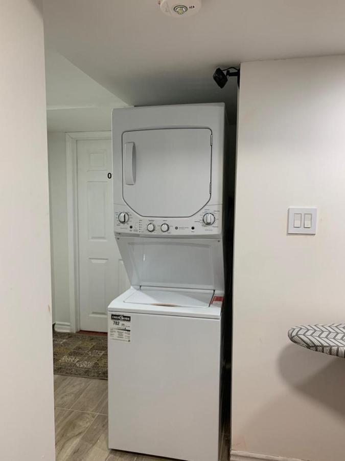 מיסיסאוגה Guest House Room No 01 מראה חיצוני תמונה